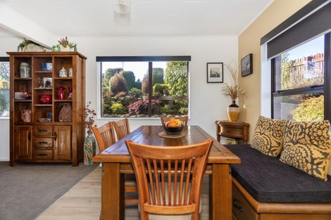 Photo of property in 15 Leven Street, South Hill, Oamaru, 9400