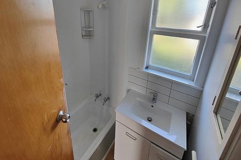 Photo of property in 5 Dalesford Street, Silverdale, Hamilton, 3216