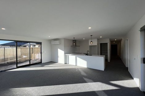 Photo of property in 10 Ned Place, Halswell, Christchurch, 8025