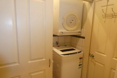 Photo of property in Hb Apartments, 8/3 Holland Street, Te Aro, Wellington, 6011