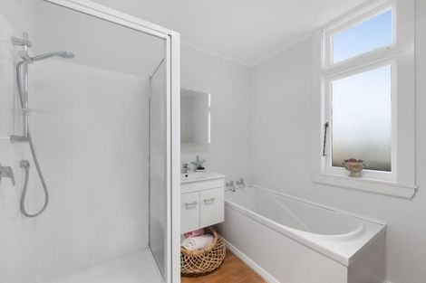 Photo of property in 60 Park Terrace, Blenheim, 7201
