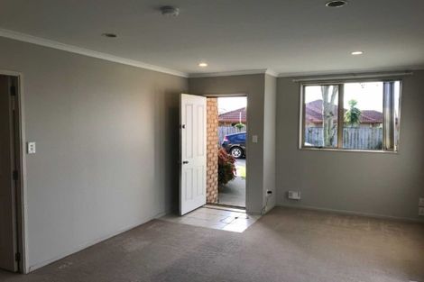Photo of property in 15 Joe F Stanley Place, Otahuhu, Auckland, 1062