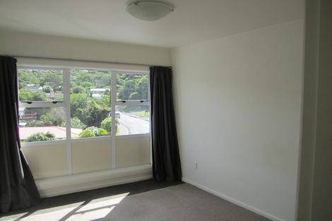 Photo of property in 10 Thurleigh Grove, Karori, Wellington, 6012