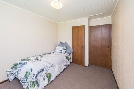 Photo of property in 16 Akepiro Place, Tawhero, Whanganui, 4501