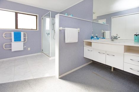 Photo of property in 33 Arkles Strand, Arkles Bay, Whangaparaoa, 0932