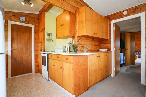 Photo of property in 19 Wharewaka Road, Wharewaka, Taupo, 3330