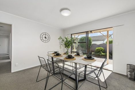 Photo of property in 1 Pandora Place, Welcome Bay, Tauranga, 3112
