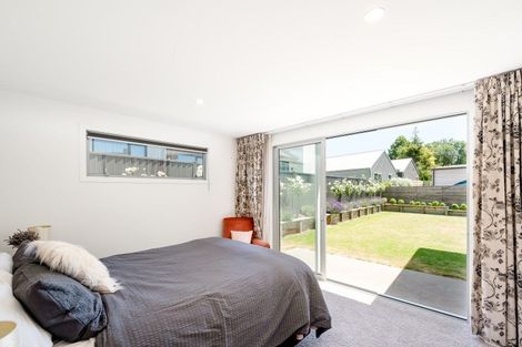 Photo of property in 7 Macandrew Lane, Wanaka, 9305