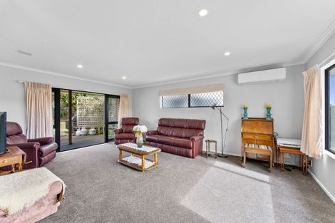 Photo of property in 66 Saint James Street, Richmond Heights, Taupo, 3330