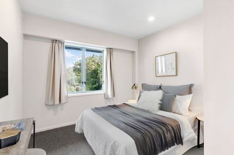 Photo of property in 2/93a Kelburn Parade, Kelburn, Wellington, 6012