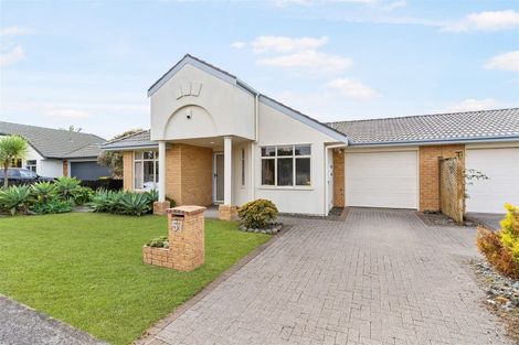 Photo of property in 57 Fernbrook Close, Burswood, Auckland, 2013