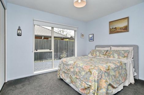 Photo of property in 2/43 Kedleston Drive, Avonhead, Christchurch, 8042