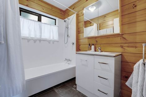 Photo of property in 1/57 Seaview Road, Glenfield, Auckland, 0629