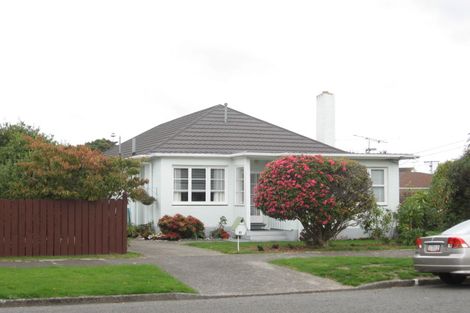 Photo of property in 32 Brees Street, Epuni, Lower Hutt, 5011