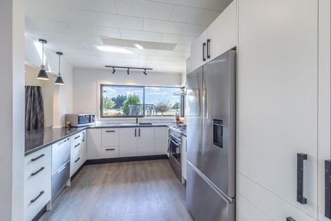 Photo of property in 75 Kennedy Drive, Levin, 5510