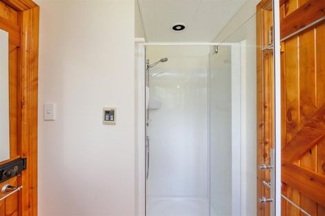 Photo of property in 121/123 High Street, Bulls, 4818