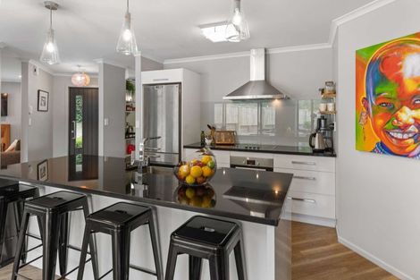 Photo of property in 1 Attrill Place, Tawhero, Whanganui, 4501