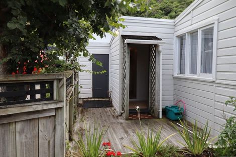 Photo of property in 1/28 Ribble Street, Island Bay, Wellington, 6023