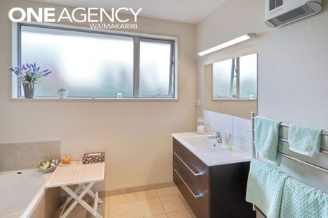 Photo of property in 1a Hewitts Road, Woodend, 7610