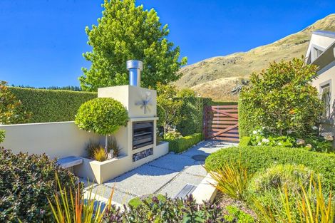 Photo of property in 17 Foxglove Heights, Wanaka, 9305
