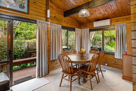 Photo of property in 124 West Harbour Drive, West Harbour, Auckland, 0618