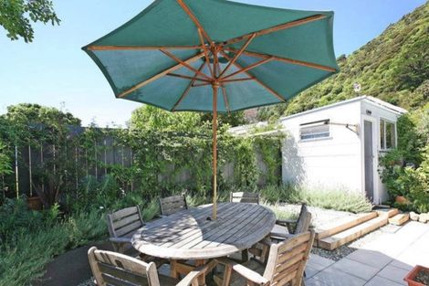 Photo of property in 8 Miro Street, Eastbourne, Lower Hutt, 5013