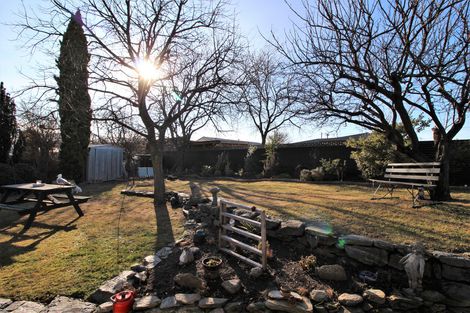 Photo of property in 7 Don Place, Alexandra, 9320