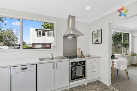 Photo of property in 8d Montgomery Crescent, Clouston Park, Upper Hutt, 5018