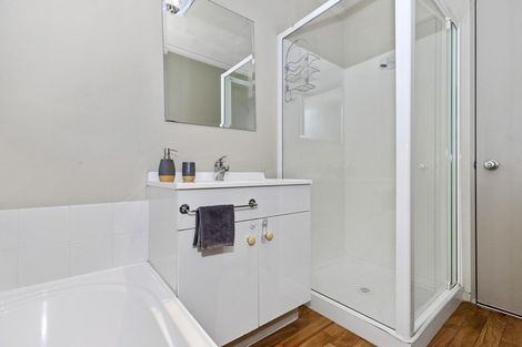 Photo of property in 4a Holden Avenue, Forest Lake, Hamilton, 3200