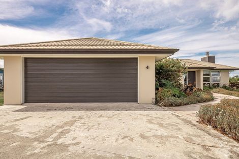 Photo of property in 6 Elley Drive, Carters Beach, Westport, 7825