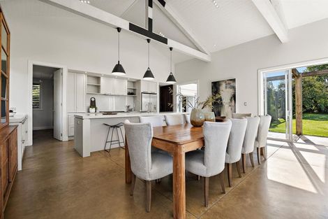 Photo of property in 5 Dysart Lane, Kumeu, 0891