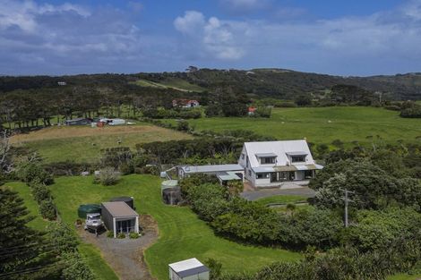 Photo of property in 512 Oaia Road, Muriwai, 0881