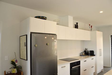 Photo of property in 14 Waterview Place, Haruru, 0204