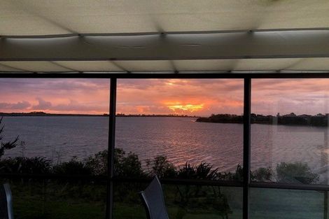 Photo of property in 21 St Annes Crescent, Wattle Downs, Auckland, 2103