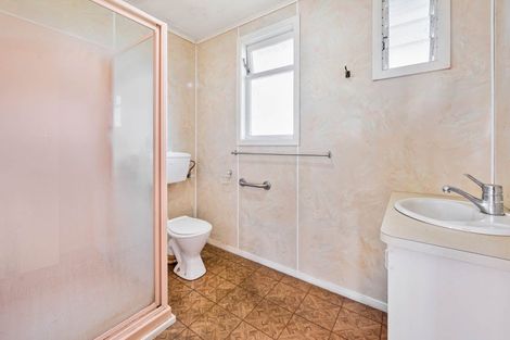 Photo of property in 165 Balmoral Drive, Tokoroa, 3420