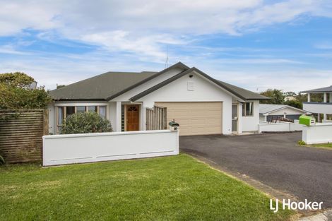 Photo of property in 1a Citrus Avenue, Waihi Beach, 3611