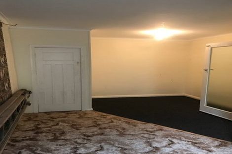 Photo of property in 37 Tio Tio Road, Miramar, Wellington, 6022