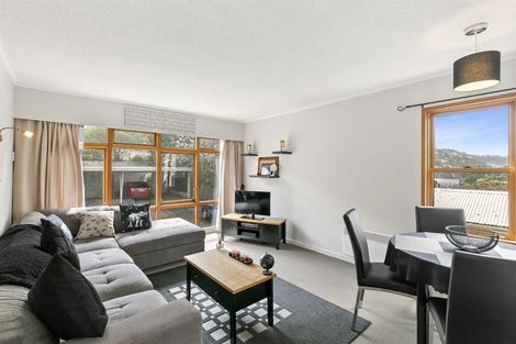 Photo of property in Newman Court Apartments, 2 Newman Terrace, Thorndon, Wellington, 6011