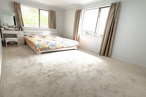 Photo of property in 7 Fernbank Lane, Greenhithe, Auckland, 0632