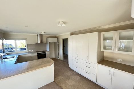 Photo of property in 97 Queen Street West, Levin, 5510