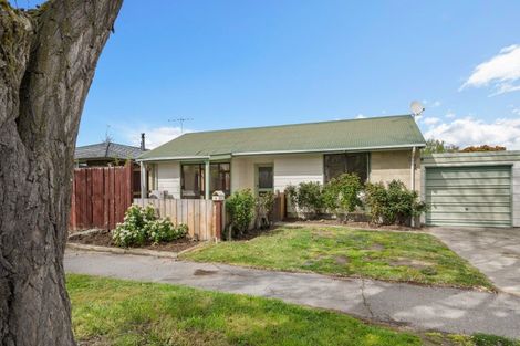 Photo of property in 18 Syndic Street, Cromwell, 9310