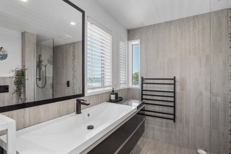 Photo of property in 185b Oceanbeach Road, Mount Maunganui, 3116