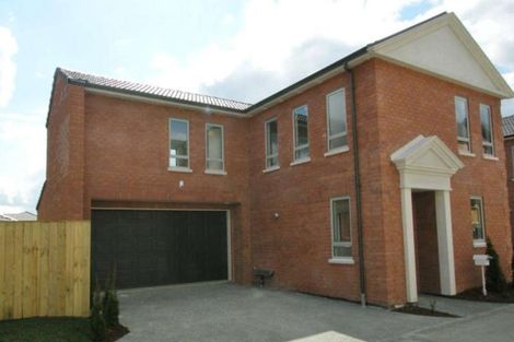 Photo of property in 75a Fields Parade, Oteha, Auckland, 0632