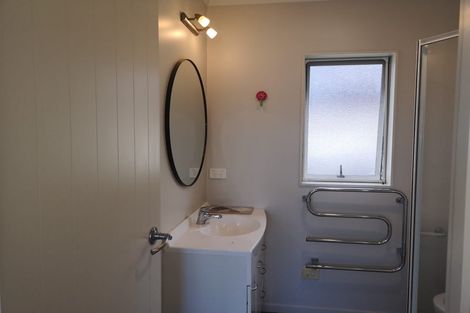 Photo of property in 7a Lyttelton Avenue, Forrest Hill, Auckland, 0620