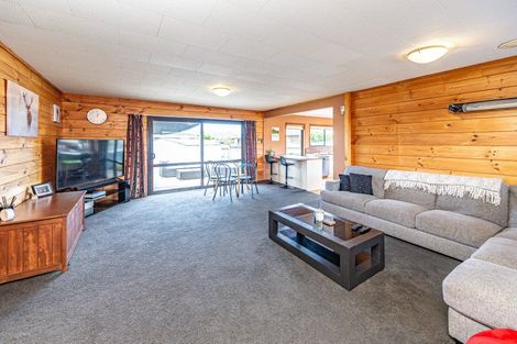 Photo of property in 77 Oxford Road, Springvale, Whanganui, 4501