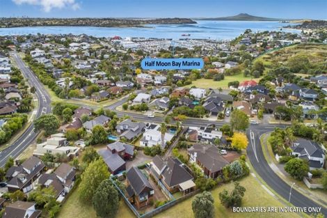 Photo of property in 2/44 Loloma Drive, Half Moon Bay, Auckland, 2012