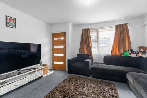Photo of property in 2/25 Avenue Road, Otahuhu, Auckland, 1062