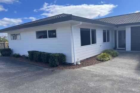 Photo of property in 36a Charlotte Street, Stanmore Bay, Whangaparaoa, 0932