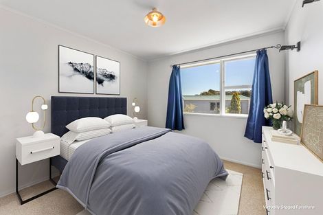 Photo of property in 29 Oakleigh Street, Maungaraki, Lower Hutt, 5010