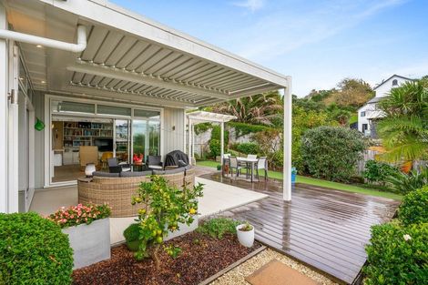 Photo of property in 61 Panorama Heights, Orewa, 0931